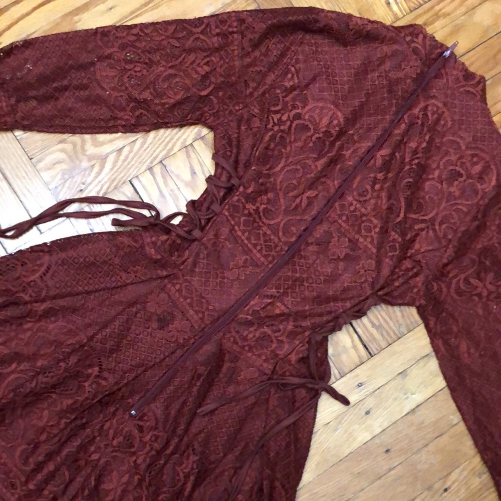 Dress - Picture 6 of 6